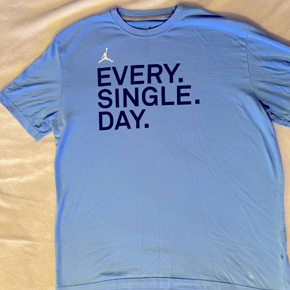 Air Jordan Dri-Fit T shirt - Picture 1 of 3